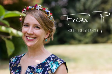 Frau Pi - Freie Traurednerin, Trauredner Köln, Kontaktbild